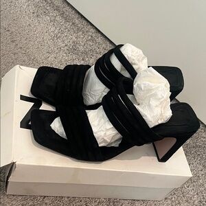 SCHUTZ Black Strappy Square-Toe Block Heel Sandals